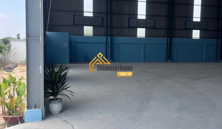 product/2025_03/cho-thue-kho-xuong-duc-hoa-3.jpg