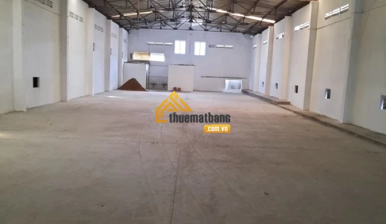 product/khoxuong/tp-ho-chi-minh/quan-tan-phu/cho-thue-kho-xuong-700m2-gan-nga-tu-bon-xa-tai-duong-phan-anh-tan-phu-1.webp