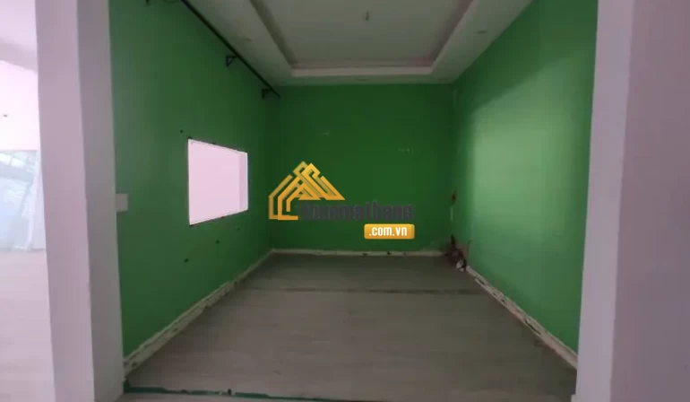 product/matbang/tp-ho-chi-minh/quan-phu-nhuan/dong-images-22-1-2024/cho-thue-nha-nguyen-can-mat-tien-duong-huynh-van-banh-quan-phu-nhuan-1.webp