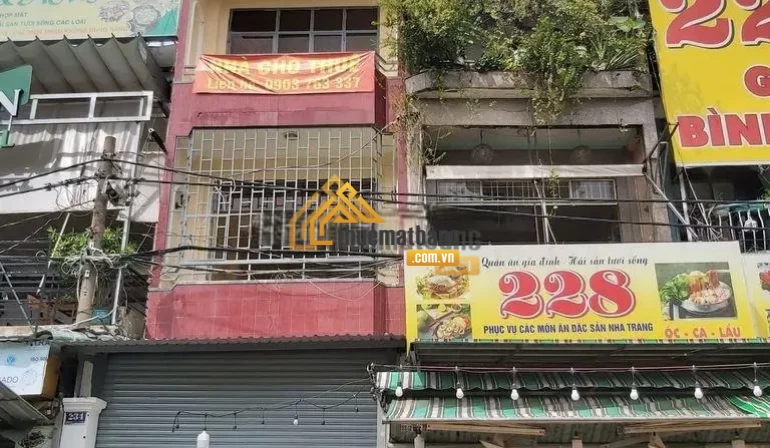 product/matbang/tp-ho-chi-minh/quan-tan-binh/cho-thue-nha-mat-tien-duong-dong-den-quan-tan-binh-1.webp