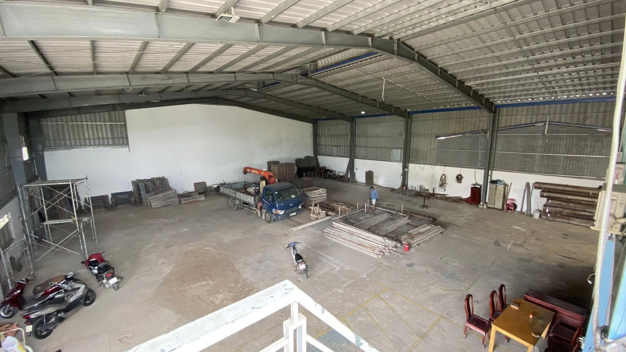 product/2025_03/cho-thue-kho-xuong-tai-phu-huu-quan-9-2.jpg