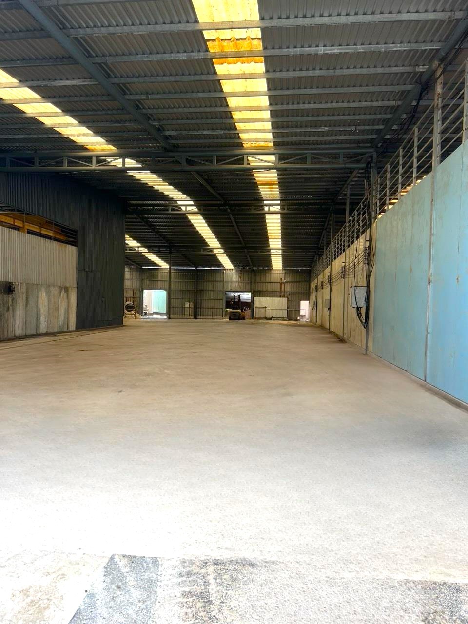 product/2025_04/cho-thue-kho-xuong-binh-tri-dong-a-2.jpg