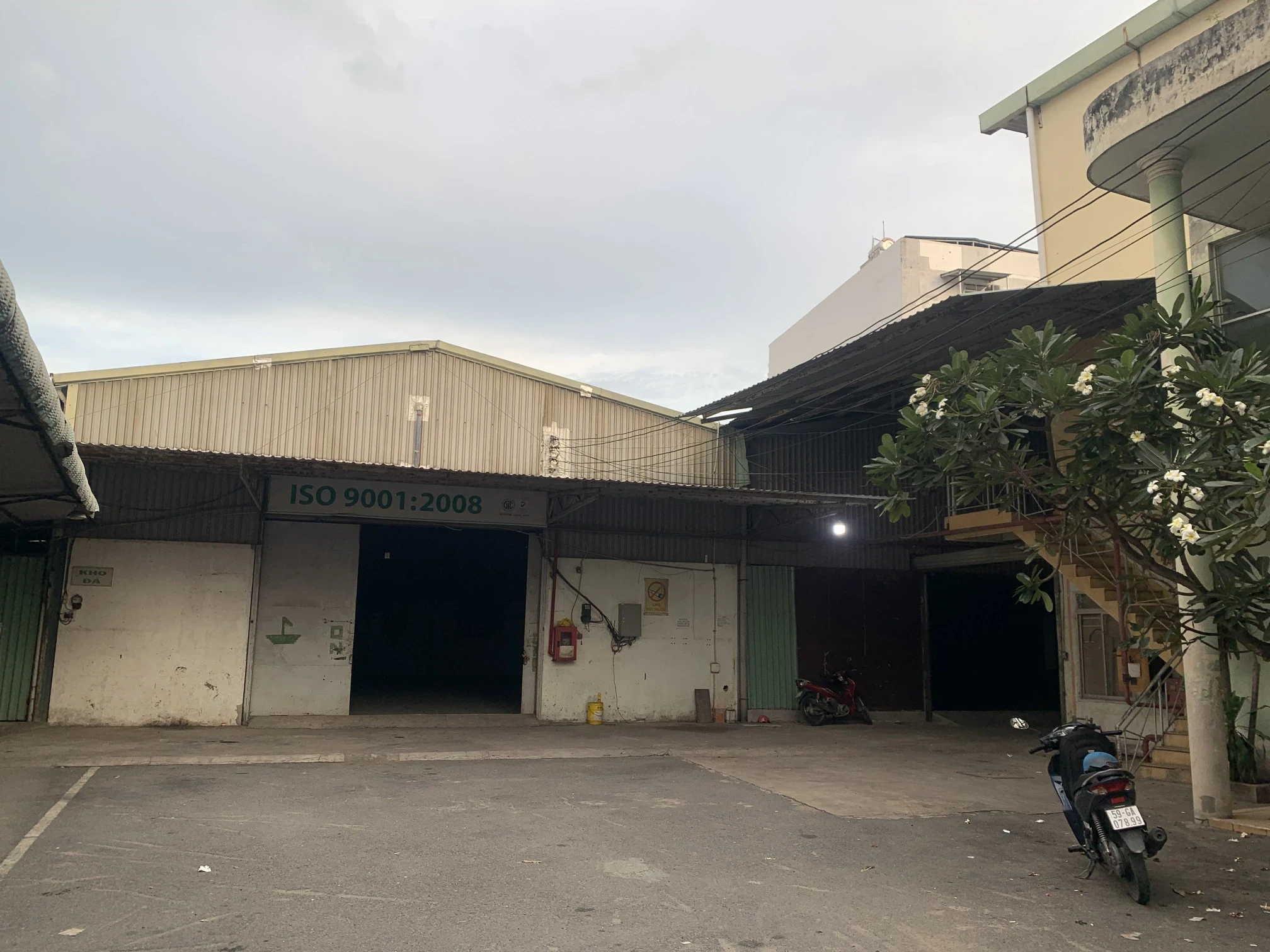 product/2025_07/thue-kho-xuong-tai-binh-tan_-5-.webp