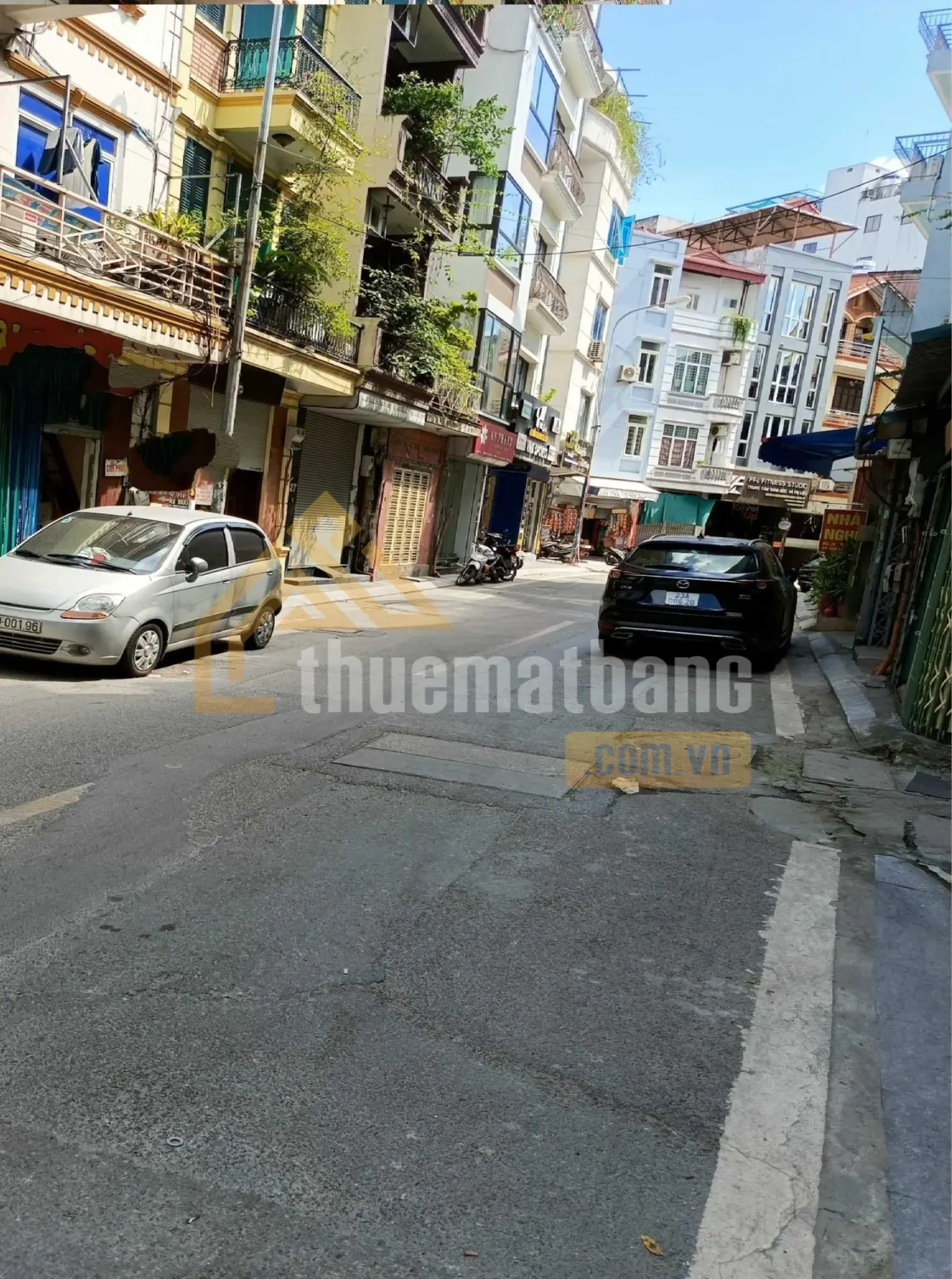 product/matbang/ha_noi/1_quan_ba_dinh/phat-images-30-01-2024/cho-thue-cua-hang-rieng-biet-tai-doc-ngu-tien-o-kinh-doanh-8-5-trieu-1.webp