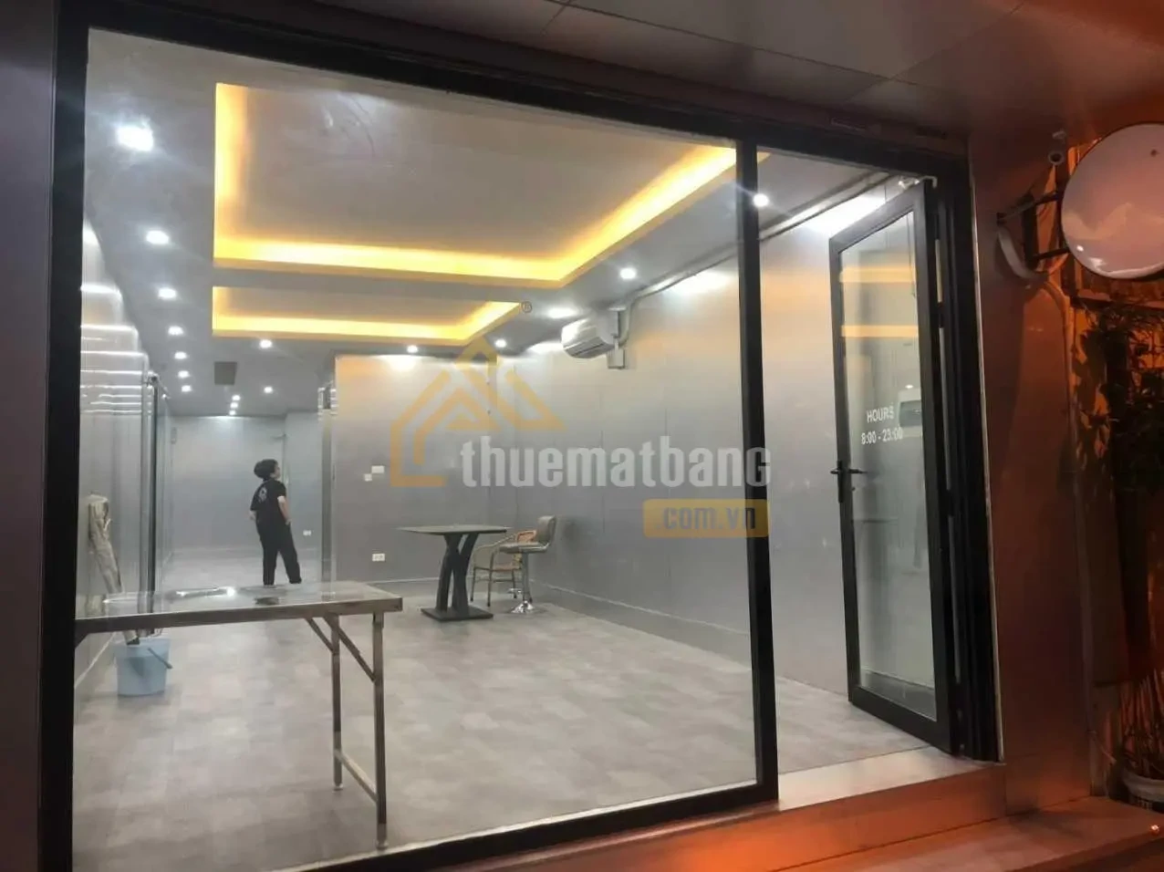 product/matbang/ha_noi/1_quan_ba_dinh/phat-images-30-01-2024/cho-thue-cua-hang-tang-1-rieng-biet-tai-pho-la-thanh-quan-ba-dinh-hn-1.webp