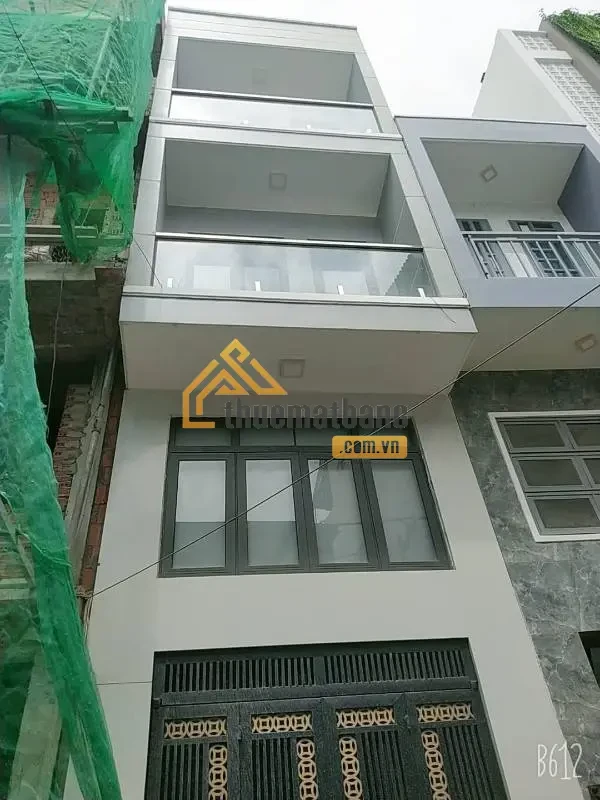 product/matbang/tp-ho-chi-minh/quan-phu-nhuan/dong-images-22-1-2024/nha-mat-tien-huynh-van-banh-pn-cho-thue-1.webp