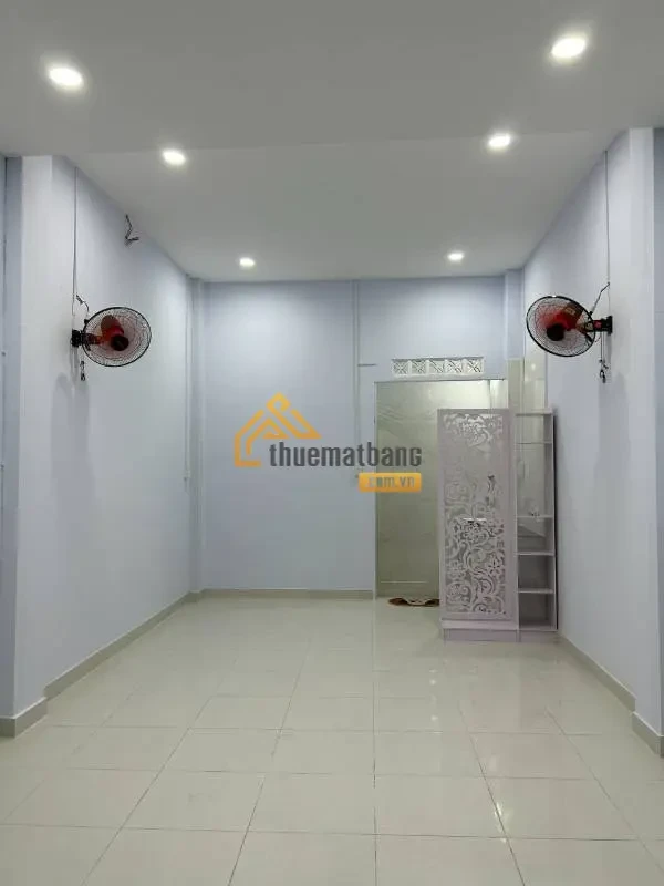 product/matbang/tp-ho-chi-minh/quan_thu_duc/dong-images-20-2-2024/cho-thue-mat-bang-kinh-doanh-duong-so-4-binh-tho-1.webp